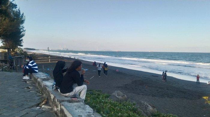 Pantai Kamulyan: Surga Bahari yang Tak Pernah Sepi di Cilacap